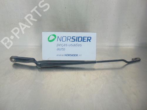 Used Front windshield wiper arm VW GOLF IV (1J1) [1997-2008]  19197662