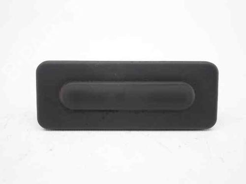 Used Tailgate handle PEUGEOT 208 I (CA_, CC_) 1.2 VTI 82 (82 hp) 19245501