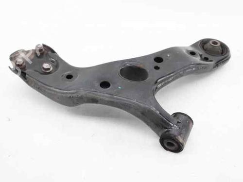Left front suspension arm TOYOTA AURIS (_E18_) 1.8 Hybrid (ZWE186_, ZWE186R) | BP19225713M12 