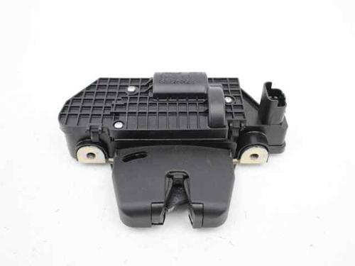 Used Tailgate lock PEUGEOT 208 I (CA_, CC_) 1.5 BlueHDI 100 (102 hp) 19240096