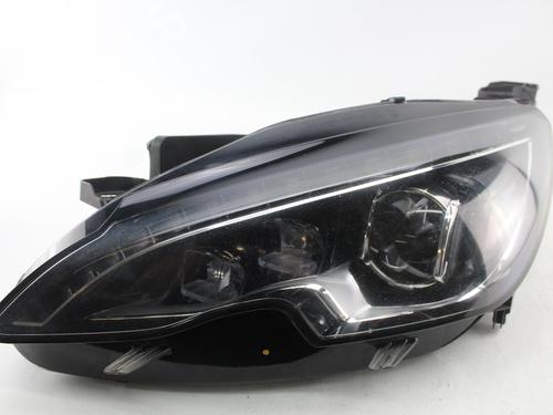Used Left headlight Left headlight PEUGEOT 308 SW II (LC_, LJ_, LR_, LX_, L4_) 1.6 HDi / BlueHDi 115 (LCBHXM, LCBHXT) (115 hp) 39967263 39967263