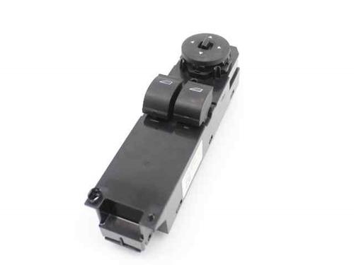 Used Left front window switch FORD FOCUS III [2010-2020]  19221702