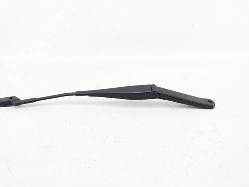 Used Front windshield wiper arm FORD FIESTA VI (CB1, CCN) [2008-2017]  19214806