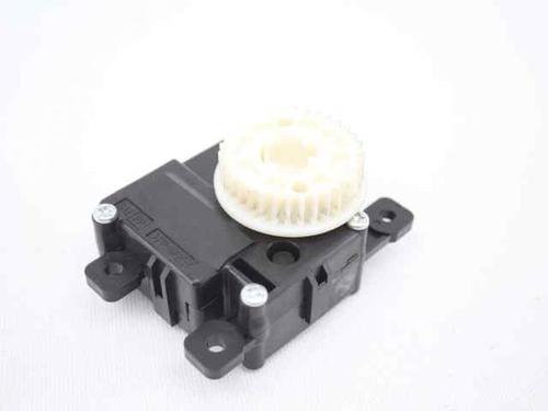 Used Electronic module TOYOTA YARIS (_P13_) 1.5 (NSP131_) (112 hp) 19228855