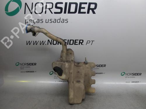 Used Windscreen washer tank LAND ROVER RANGE ROVER II (P38A) 2.5 D 4x4 (136 hp) 19188950