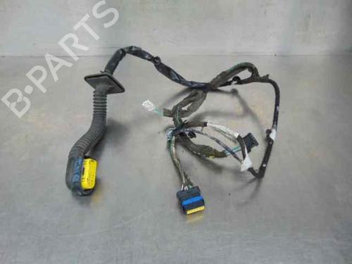 Used Wiring harness Wiring harness RENAULT MODUS / GRAND MODUS (F/JP0_) 1.2 (JP0C, JP0K, FP0C, FP0K, FP0P, JP0P, JP0T) (75 hp) 19197834 19197834
