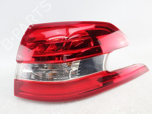 Used Right taillight Right taillight PEUGEOT 308 SW II (LC_, LJ_, LR_, LX_, L4_) 1.6 HDi / BlueHDi 115 (LCBHXM, LCBHXT) (115 hp) 39967199 39967199
