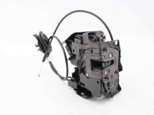 front-right-lock-renault-megane-iv-grandtour-k9amn_-2016-27393956 main image