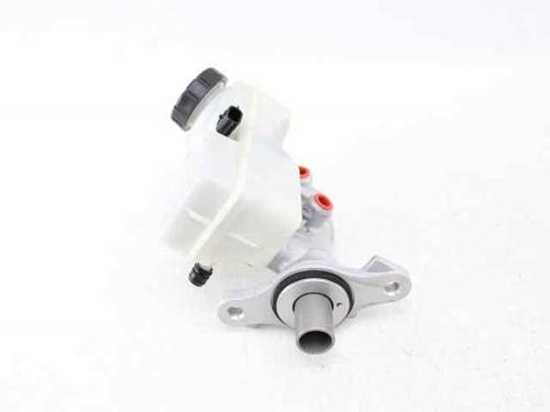 Brake master cylinder RENAULT CAPTUR I (J5_, H5_) 0.9 TCe 90 | BP39542799M77 - Image 5