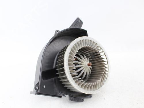Used Heater blower motor Heater blower motor AUDI A1 Sportback (8XA, 8XF) 1.4 TFSI (140 hp) 39997441 39997441