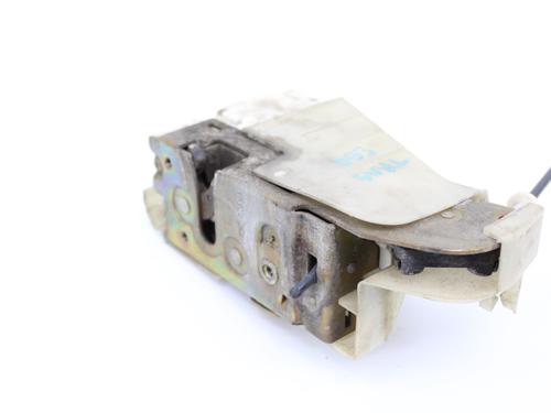 Rear left lock FORD FIESTA IV (JA_, JB_) 1.25 i 16V | BP19208998C100 