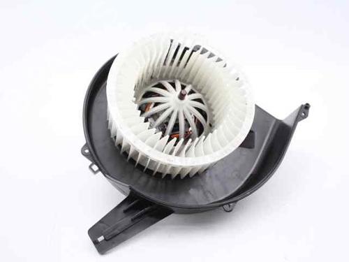 Used Heater blower motor SKODA FABIA III Estate (NJ5) 1.0 TSI (95 hp) 19239946