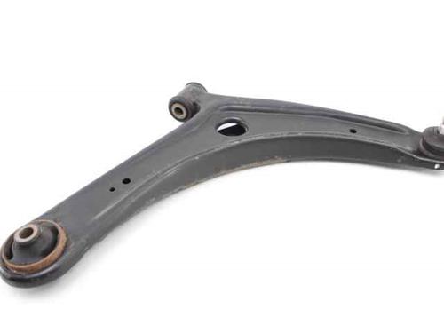 Used Right front suspension arm MITSUBISHI ASX (GA_W_) 1.6 MIVEC (GA1W) (117 hp) 19229916