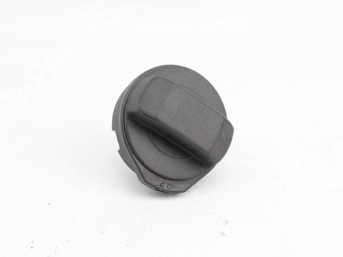 Używane Klapa wlewu paliwa SEAT LEON (1M1) 1.4 16V (75 hp) 19214390