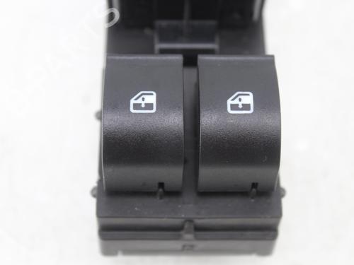 Left front window switch FIAT 500L (351_, 352_) 1.3 D Multijet (199.LYM11, 199.LYM1A) | BP40554542I27 - Image 4