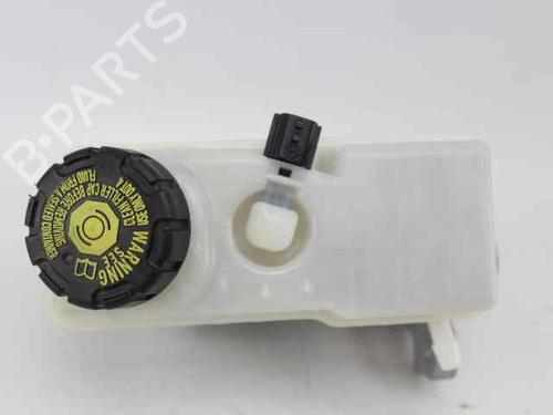Brake master cylinder RENAULT CAPTUR I (J5_, H5_) 1.5 dCi 90 (J5N4, J5M5, J5MW, J5M6, J5AL, J5AJ) | BP33249945M77  - Image 6