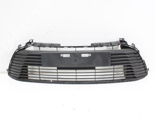 Used Grille TOYOTA COROLLA Hatchback (_E21_, _EA1_, _EH1_) [2018-2025]  18199958