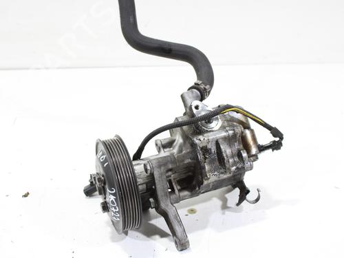 Used Steering pump BMW 5 (F10) 530 d xDrive (258 hp) 18673219
