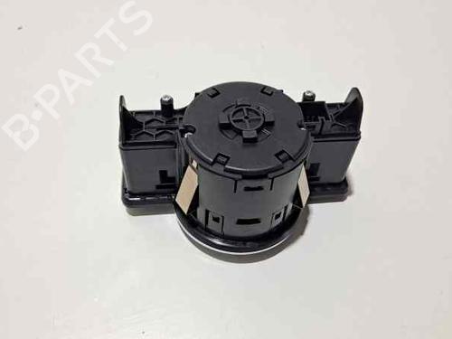 Headlight switch MERCEDES-BENZ C-CLASS (W204) C 180 Kompressor (204.044, 204.045) | BP8346187I24 