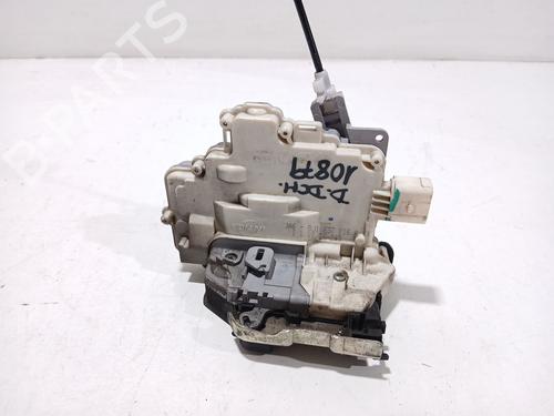 Fechadura frente direita AUDI A4 B8 (8K2) 2.0 TDI (143 hp) 31115360