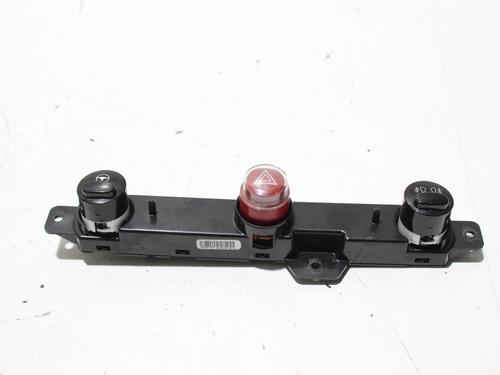 Used Warning switch FIAT 500 (312_) 1.2 (312AXA1A) (69 hp) 21588690