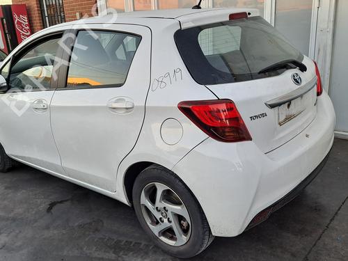 Front left lock TOYOTA YARIS (_P13_) 1.5 Hybrid (NHP130_, NHP130) | BP9393486C98 