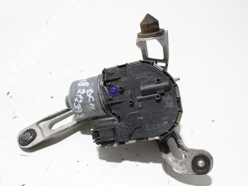 Used Front wiper motor KIA CARENS IV 1.6 GDi (135 hp) 20853792