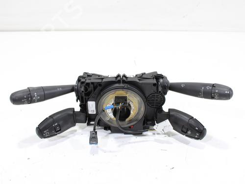 Used Switch PEUGEOT 5008 (0U_, 0E_) 1.6 BlueHDi 120 (120 hp) 18329564