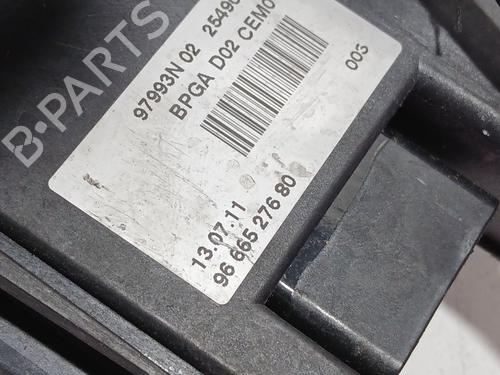 Fuse box PEUGEOT 308 I (4A_, 4C_) 1.6 16V | BP29372635E1 