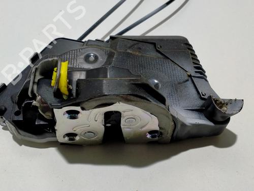 Front left lock TOYOTA YARIS (_P13_) 1.5 Hybrid (NHP130_, NHP130) | BP9393486C98 