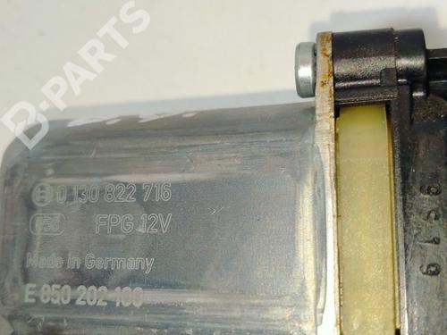 Right front window motor VW GOLF VII (5G1, BQ1, BE1, BE2) 2.0 TDI | BP10358262E20 