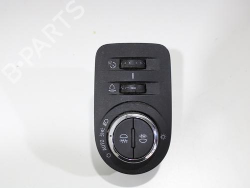 Used Headlight switch OPEL MERIVA B MPV (S10) 1.4 (75) (140 hp) 12537389