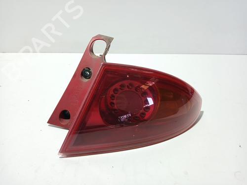 Used Right taillight SEAT LEON (1P1) 2.0 TDI 16V (140 hp) 23218407