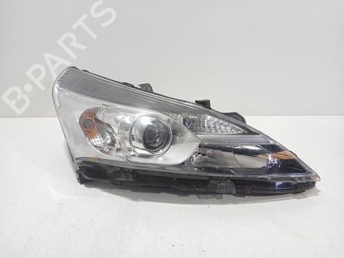 Used Right headlight Right headlight TOYOTA VERSO (_R2_) 2.0 D-4D (AUR20_, AUR20R) (124 hp) 33273127 33273127