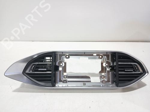 Used Air vent Air vent PEUGEOT 308 II (LB_, LP_, LW_, LH_, L3_) 1.6 HDi / BlueHDi 115 (115 hp) 33802120 33802120