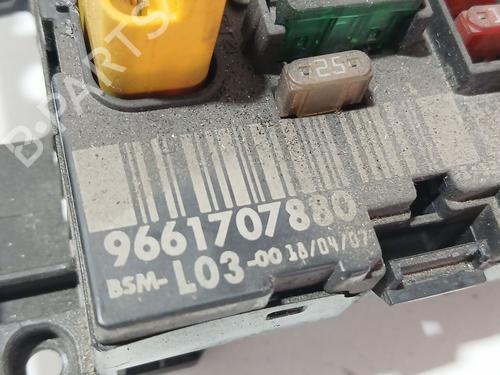 Fuse box PEUGEOT 308 I (4A_, 4C_) 1.6 HDi | BP28582069E1 