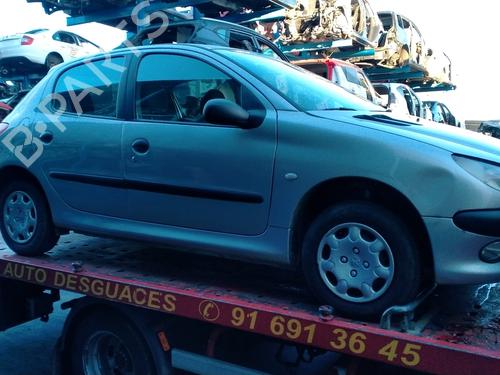 Fuse box PEUGEOT 206 Hatchback (2A/C) 1.4 i | BP16772286E1 