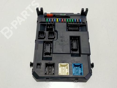 fuse-box-citroen-c3-ii-sc_-9666952080-2009-10965186 main image