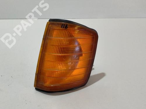 Used Right front indicator MERCEDES-BENZ 190 (W201) E 2.0 (201.024) (122 hp) 7226752