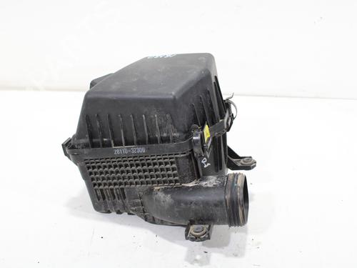 Used Air filter box HYUNDAI i40 I (VF) 1.7 CRDi (116 hp) 17968175