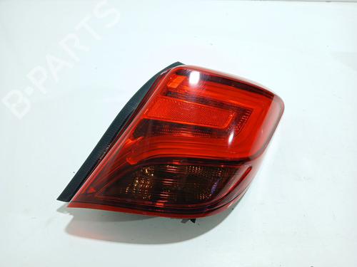 Used Right taillight TOYOTA YARIS (_P13_) 1.3 (NSP130_, NSP130) (99 hp) 31622388