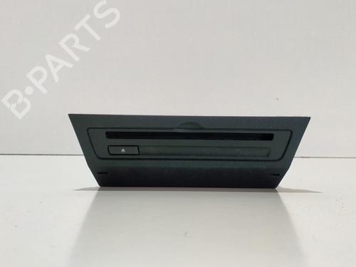 Used Radio MAZDA 2 Hatchback (DL, DJ) 1.5 SKYACTIV-G (90 hp) 7226757
