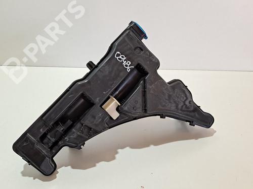 windscreen-washer-tank-audi-a4-b9-8w2-8wc-14-tfsi-8w0955451l-2015-7906597 main image