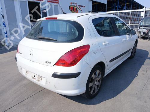 Fuse box PEUGEOT 308 I (4A_, 4C_) 1.6 HDi | BP28582069E1 