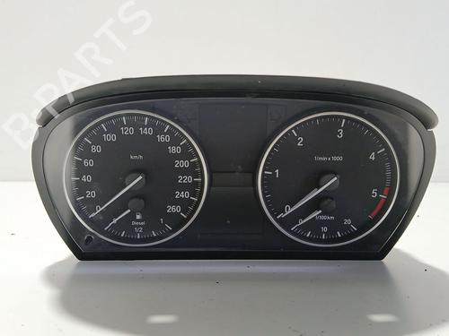 Used Instrument cluster BMW 3 (E90) 318 d (143 hp) 23445768