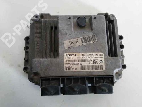 Used Engine control unit (ECU) PEUGEOT 206 Hatchback (2A/C) 1.4 HDi eco 70 (68 hp) 5266961