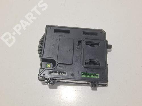Used Fuse box RENAULT MEGANE III Hatchback (BZ0/1_, B3_) 1.2 TCe (BZ2B, BZ11) (116 hp) 10727285