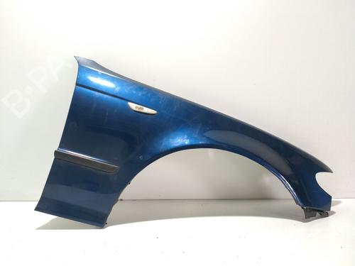 Guarda-lamas direito BMW 3 Touring (E46) 330 xd (204 hp) 32264382