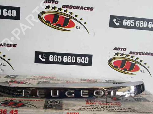 Used Grille PEUGEOT 2008 I (CU_) 1.6 HDi (92 hp) 10239415