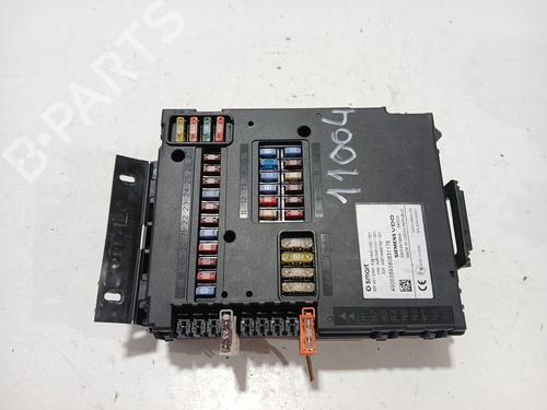Used Fuse box Fuse box SMART FORTWO Coupe (451) 1.0 Turbo (451.332) (84 hp) 35806852 35806852